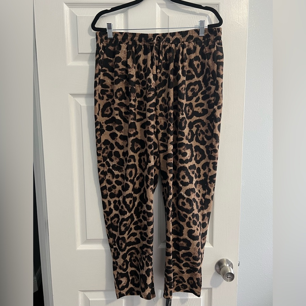 Cheetah Loose Fitting Pants